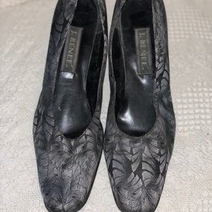 J Renee pumps